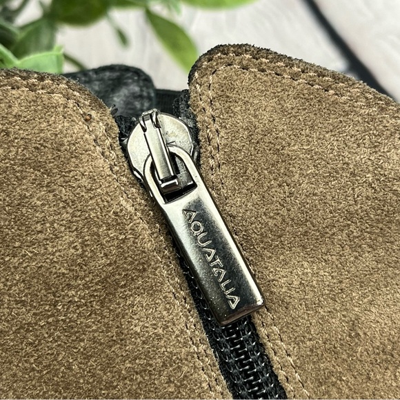 Aquatalia Famous Suede Ankle Boots Block Heel Booties Brown Sz 10 - Picture 6 of 16